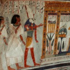 Malereien in einem Grab in Luxor
